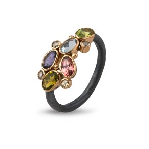 By Birdie, Elisabeth Faceted ring i oxyderet Slv med 14kt rdguld og farvede sten