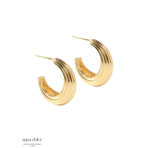 Aqua Dulce, Sue hoops big, i forgyldt sterlingslv