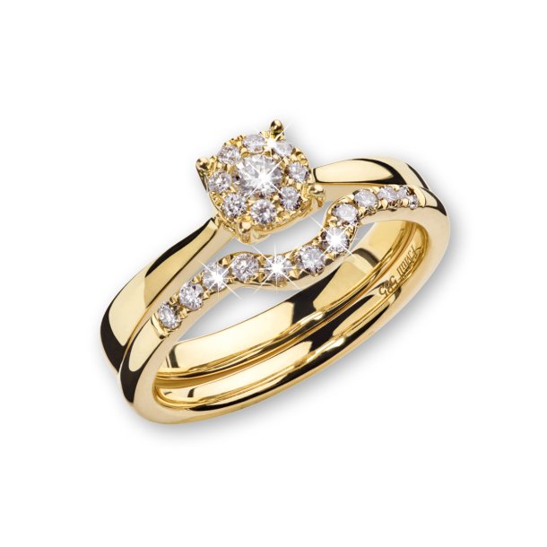 Looks unique sidering smal, 14kt rdguld med diamanter